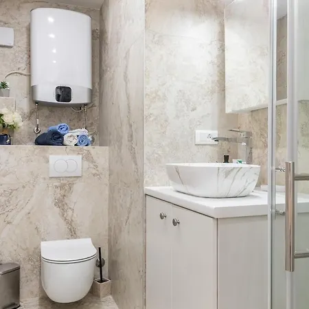 Luxury In Old Town Center With Sea View Lägenhet