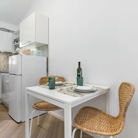 Lägenhet Luxury In Old Town Center With Sea View *